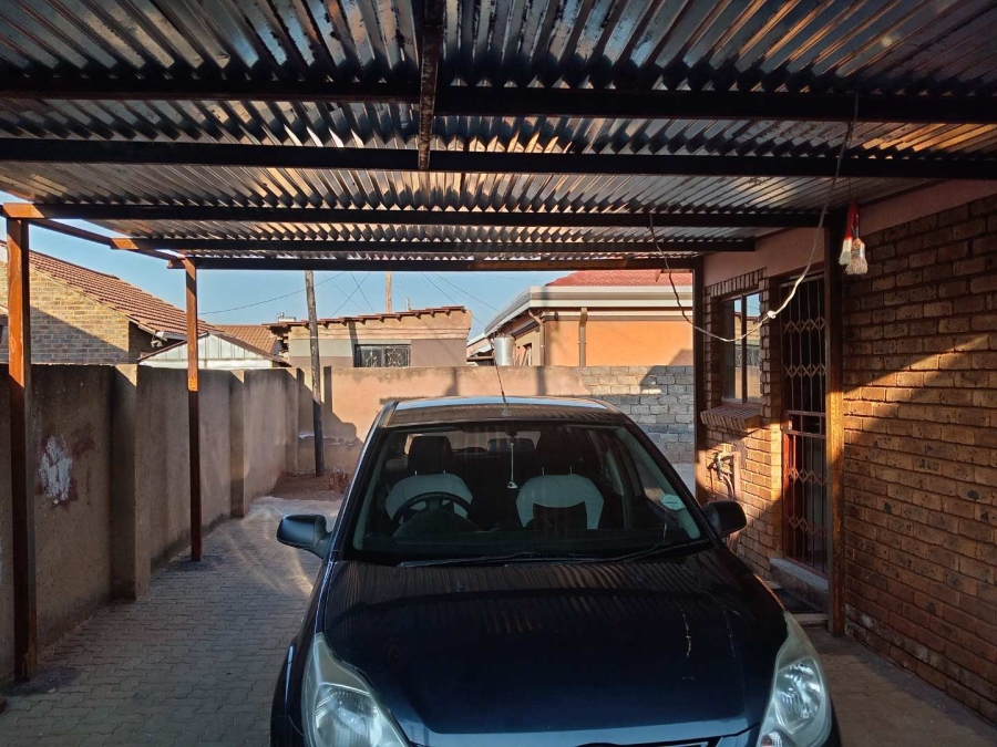 2 Bedroom Property for Sale in Ga-Rankuwa Gauteng