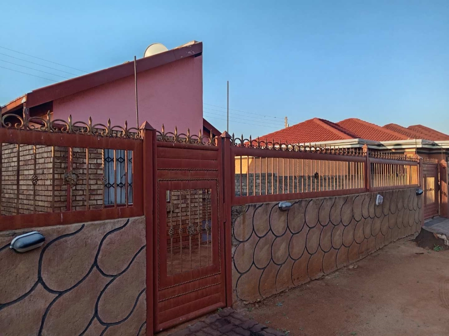 2 Bedroom Property for Sale in Ga-Rankuwa Gauteng