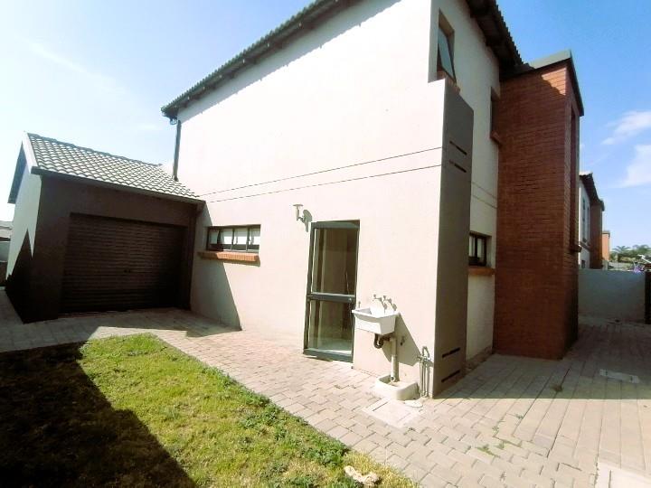 3 Bedroom Property for Sale in Sinoville Gauteng