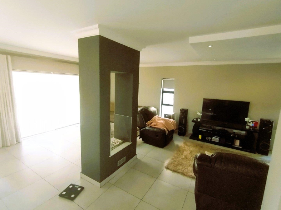 3 Bedroom Property for Sale in Sinoville Gauteng