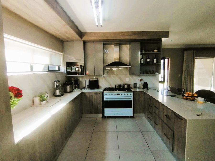 3 Bedroom Property for Sale in Sinoville Gauteng