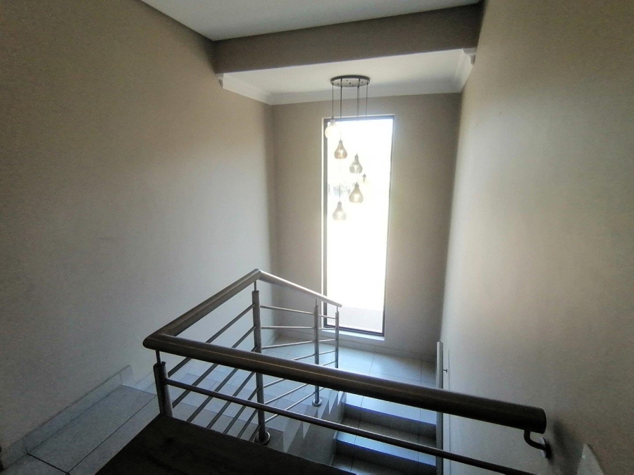 3 Bedroom Property for Sale in Sinoville Gauteng