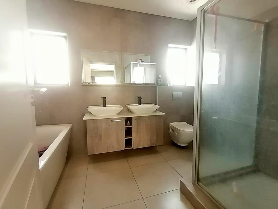 3 Bedroom Property for Sale in Sinoville Gauteng