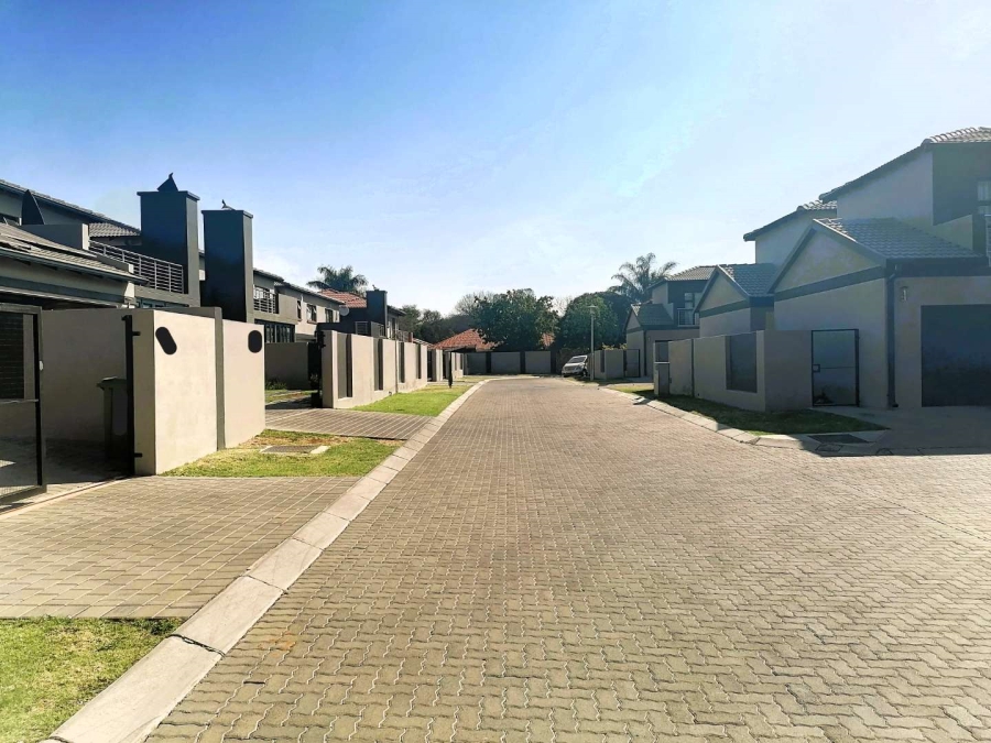 3 Bedroom Property for Sale in Sinoville Gauteng