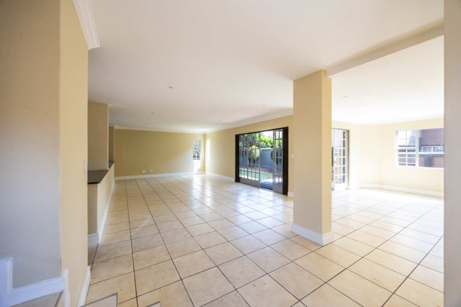 4 Bedroom Property for Sale in Equestria Gauteng