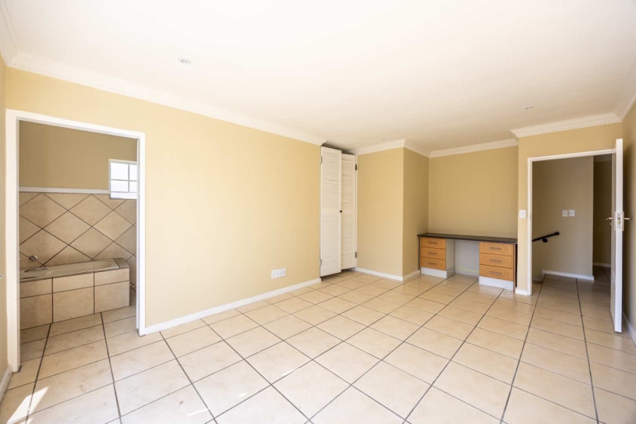 4 Bedroom Property for Sale in Equestria Gauteng