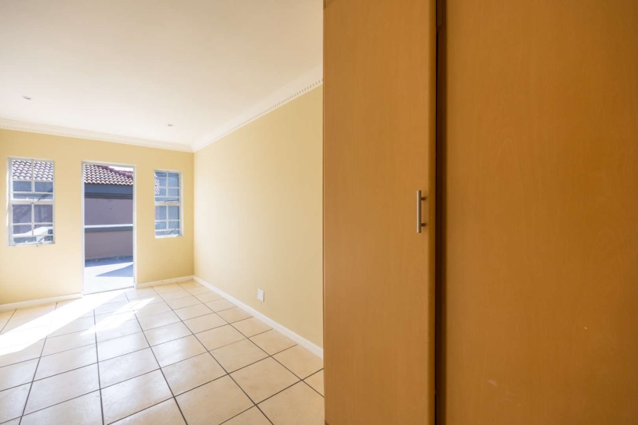 4 Bedroom Property for Sale in Equestria Gauteng