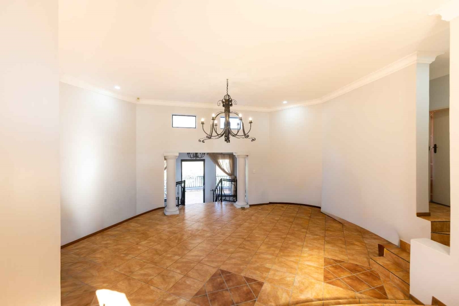 4 Bedroom Property for Sale in Moreleta Park Gauteng