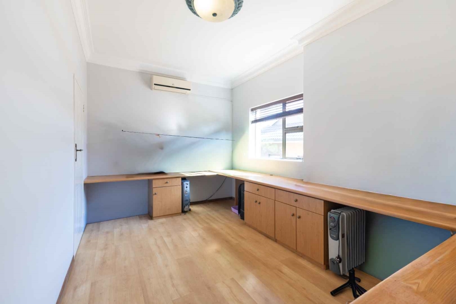 4 Bedroom Property for Sale in Moreleta Park Gauteng