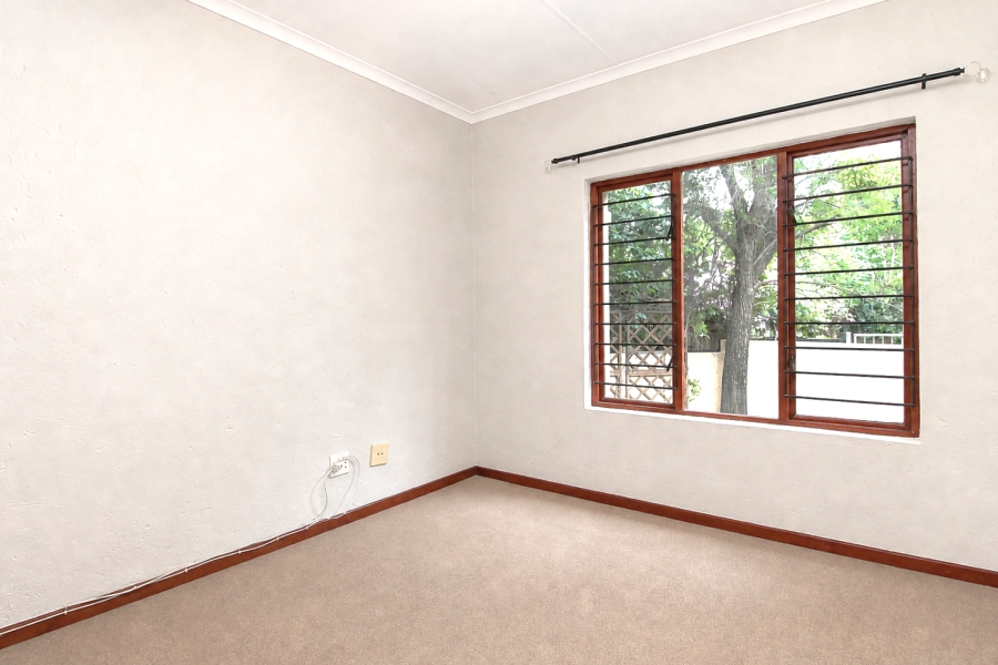 2 Bedroom Property for Sale in Douglasdale Gauteng