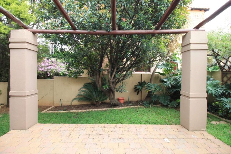 2 Bedroom Property for Sale in Douglasdale Gauteng