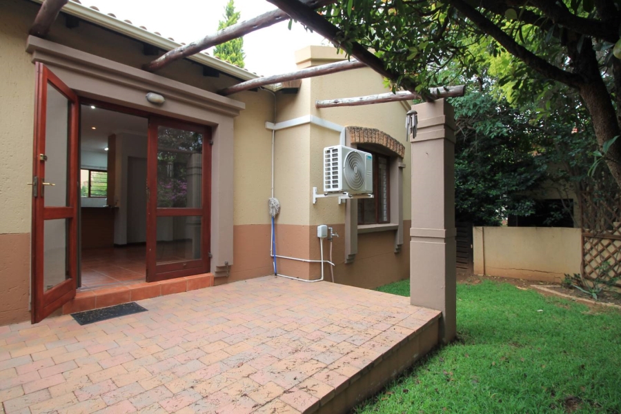 2 Bedroom Property for Sale in Douglasdale Gauteng