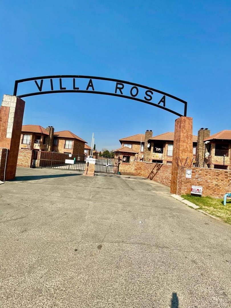 3 Bedroom Property for Sale in Edleen Gauteng