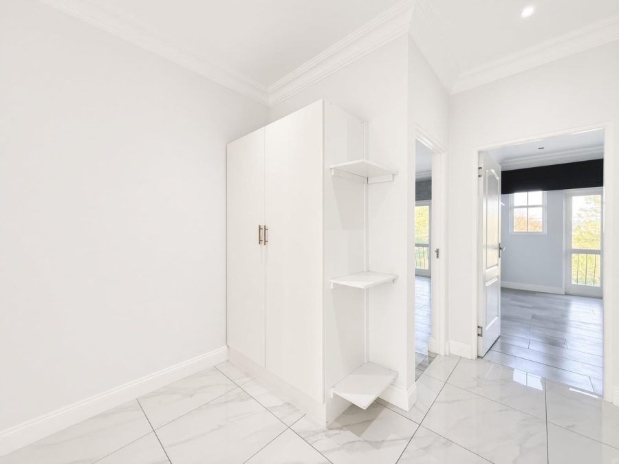3 Bedroom Property for Sale in Bryanston Gauteng