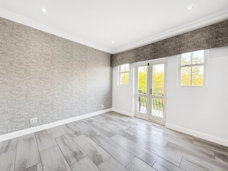 3 Bedroom Property for Sale in Bryanston Gauteng