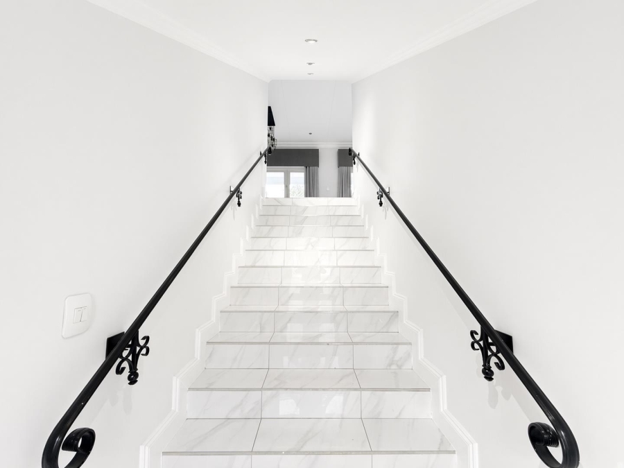 3 Bedroom Property for Sale in Bryanston Gauteng