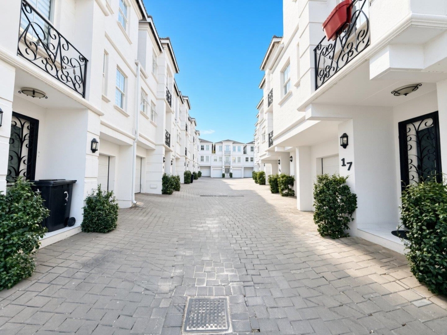 3 Bedroom Property for Sale in Bryanston Gauteng