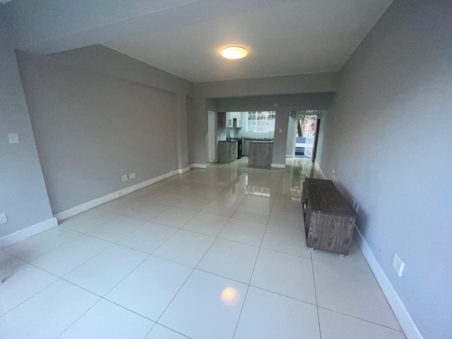 To Let 2 Bedroom Property for Rent in Illovo Gauteng
