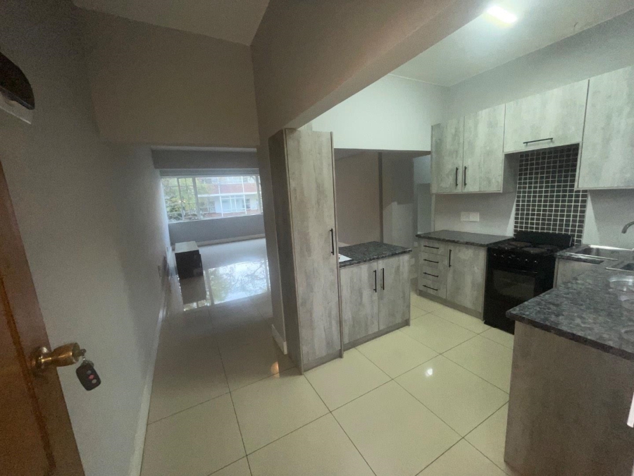 To Let 2 Bedroom Property for Rent in Illovo Gauteng