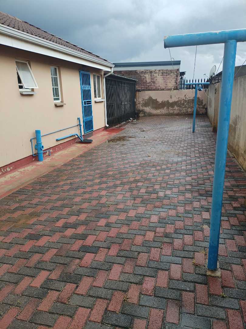 3 Bedroom Property for Sale in Crystal Park Gauteng