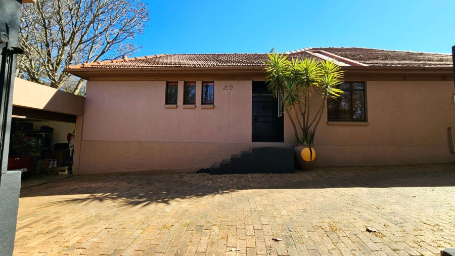 5 Bedroom Property for Sale in Highlands Gauteng
