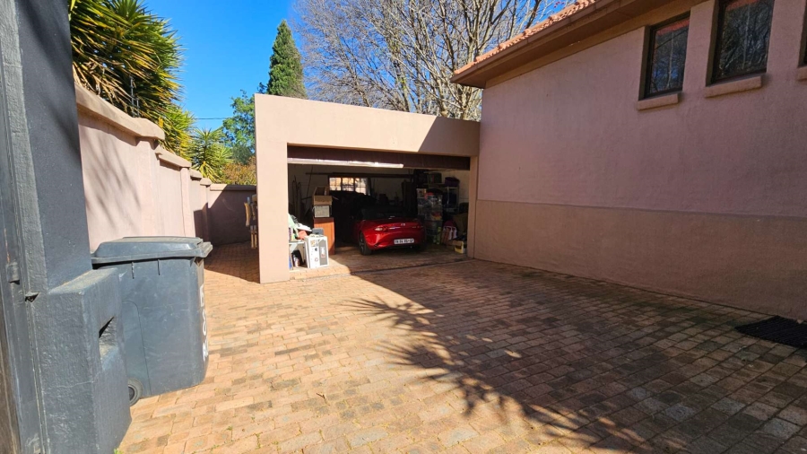 5 Bedroom Property for Sale in Highlands Gauteng
