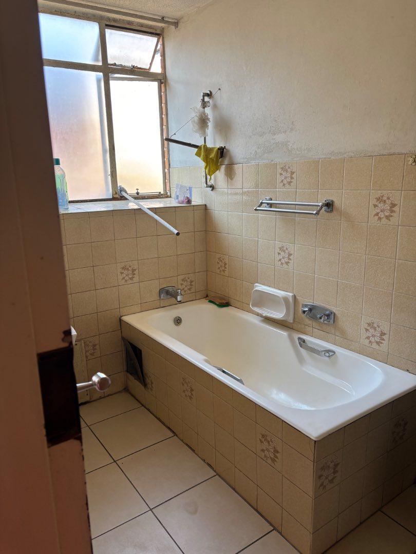 2 Bedroom Property for Sale in Sunnyside Gauteng