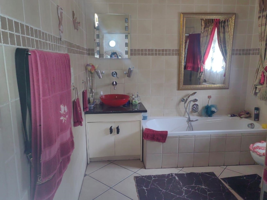 3 Bedroom Property for Sale in Lambton Gauteng