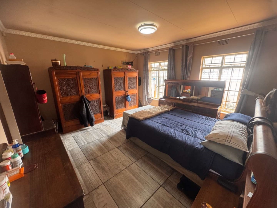 3 Bedroom Property for Sale in Verwoerdpark Gauteng