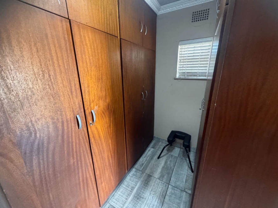 3 Bedroom Property for Sale in Verwoerdpark Gauteng