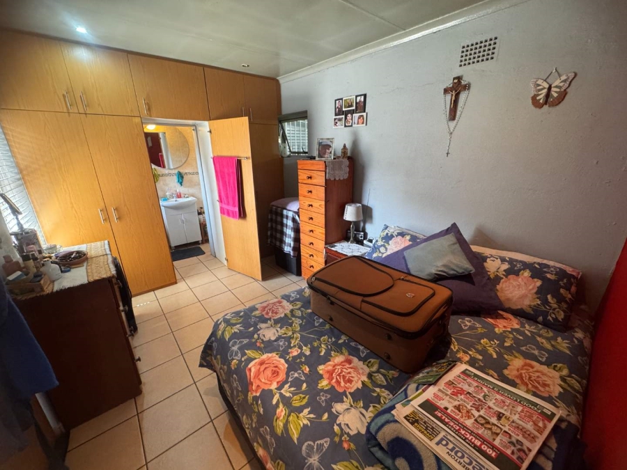 3 Bedroom Property for Sale in Verwoerdpark Gauteng