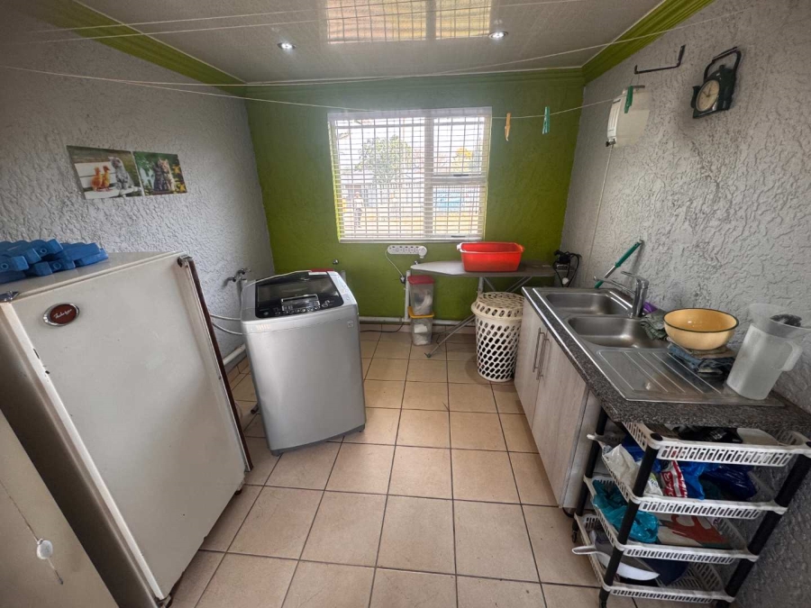 3 Bedroom Property for Sale in Verwoerdpark Gauteng