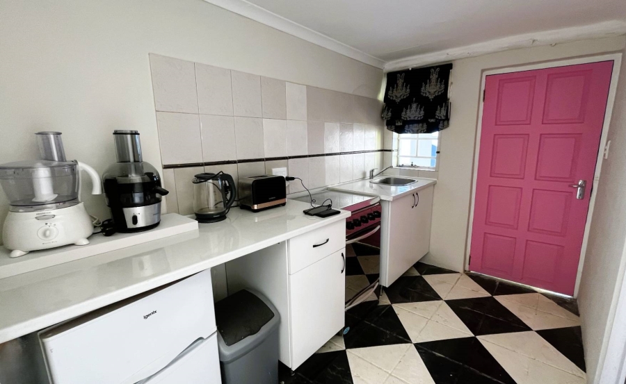 To Let 1 Bedroom Property for Rent in Blairgowrie Gauteng