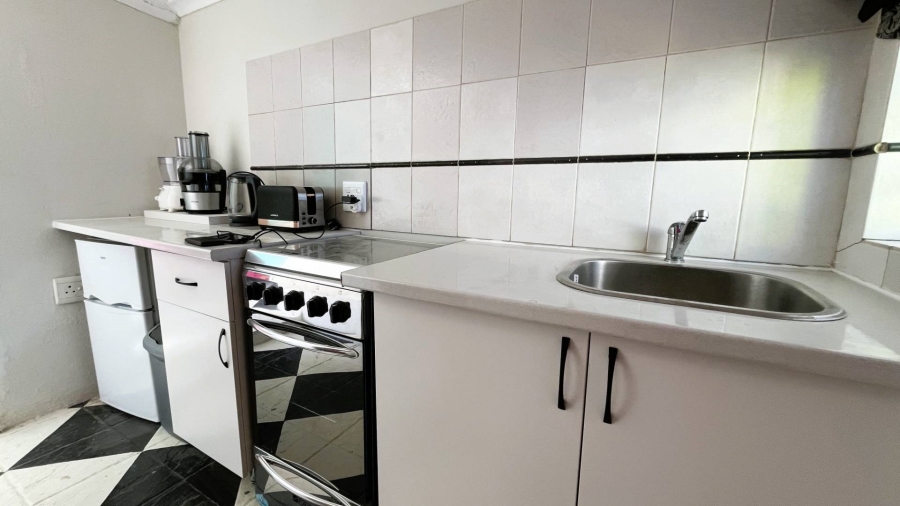To Let 1 Bedroom Property for Rent in Blairgowrie Gauteng