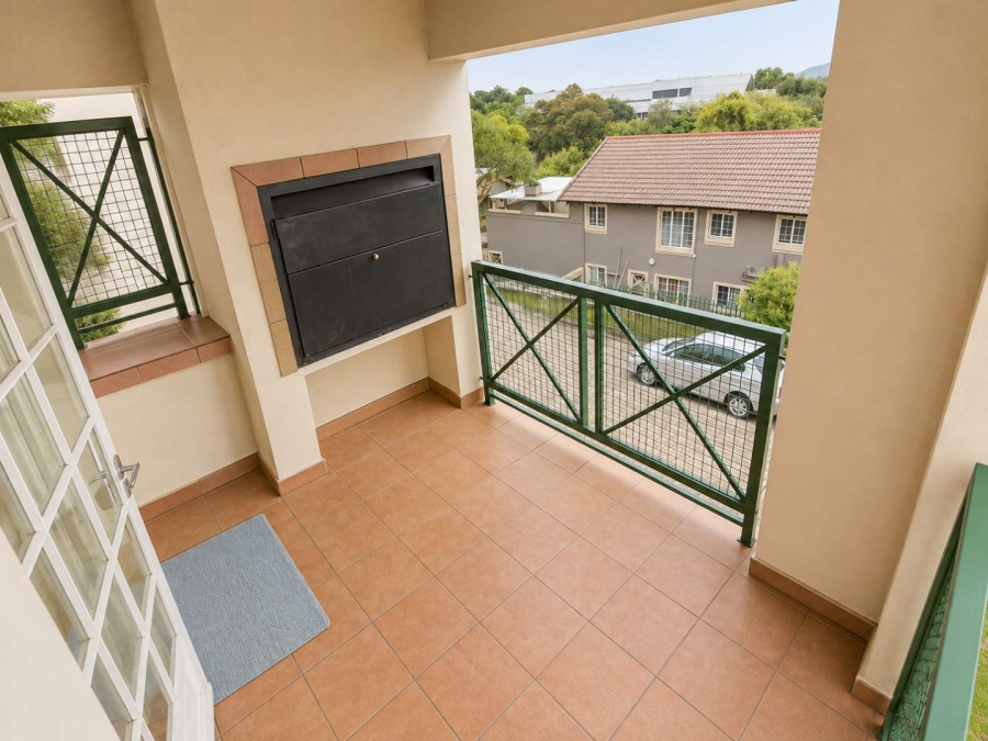3 Bedroom Property for Sale in La Montagne Gauteng