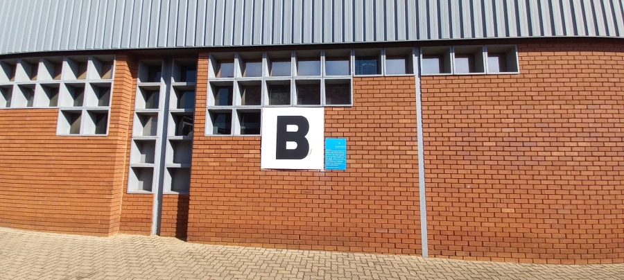 To Let Commercial Property for Rent in Hennopspark Gauteng
