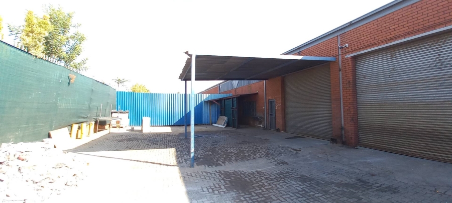 To Let Commercial Property for Rent in Hennopspark Gauteng