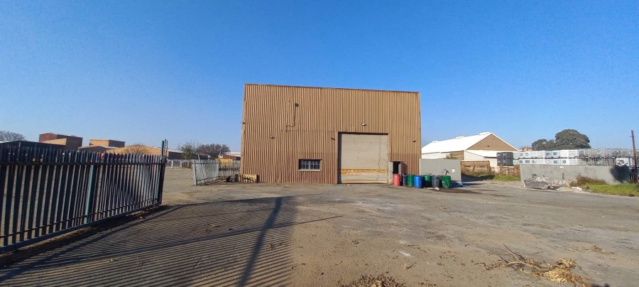 To Let Commercial Property for Rent in Anderbolt Gauteng