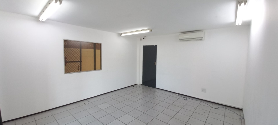 To Let Commercial Property for Rent in Meadowdale Gauteng