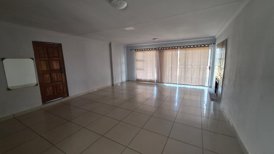 3 Bedroom Property for Sale in Terenure Gauteng
