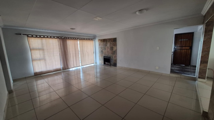 3 Bedroom Property for Sale in Terenure Gauteng