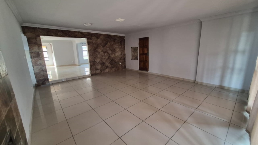 3 Bedroom Property for Sale in Terenure Gauteng