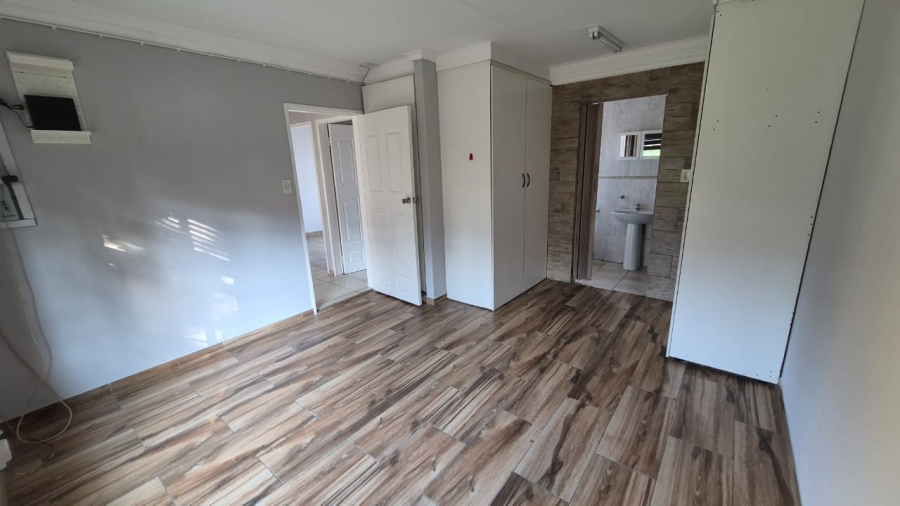 3 Bedroom Property for Sale in Terenure Gauteng