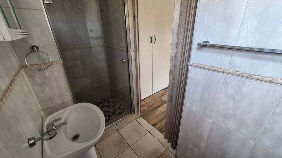 3 Bedroom Property for Sale in Terenure Gauteng