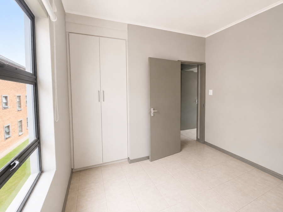 2 Bedroom Property for Sale in Witpoortjie Gauteng