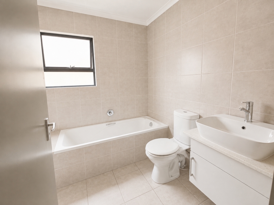 2 Bedroom Property for Sale in Witpoortjie Gauteng
