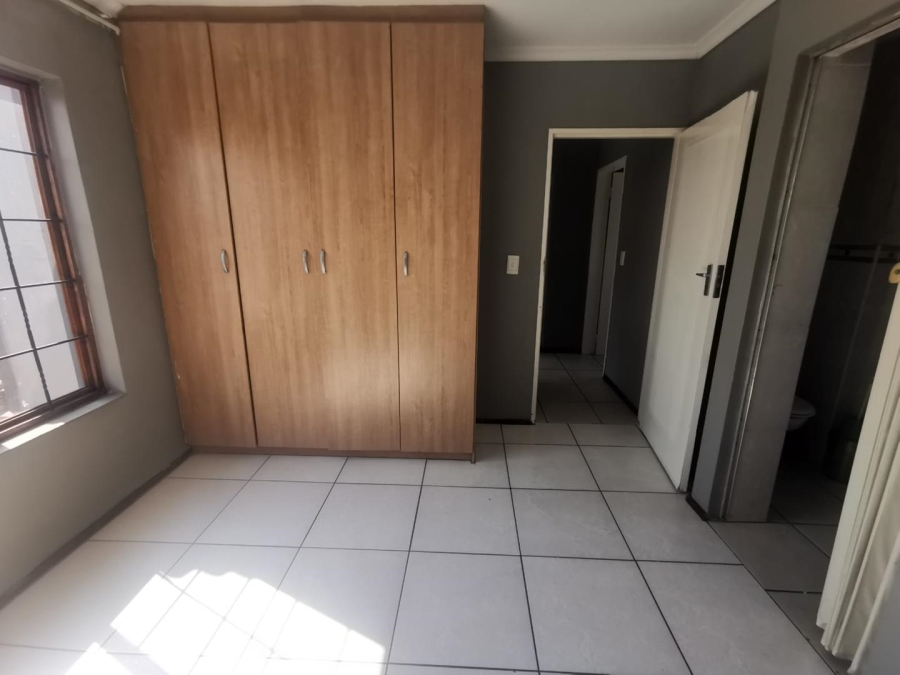 To Let 3 Bedroom Property for Rent in Albertsdal Gauteng