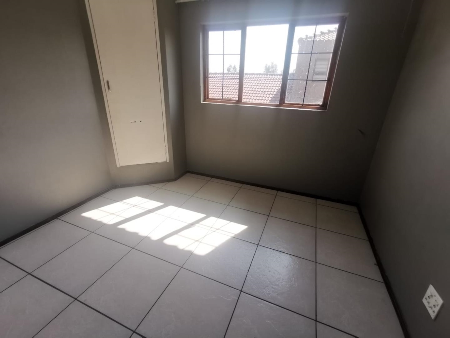 To Let 3 Bedroom Property for Rent in Albertsdal Gauteng