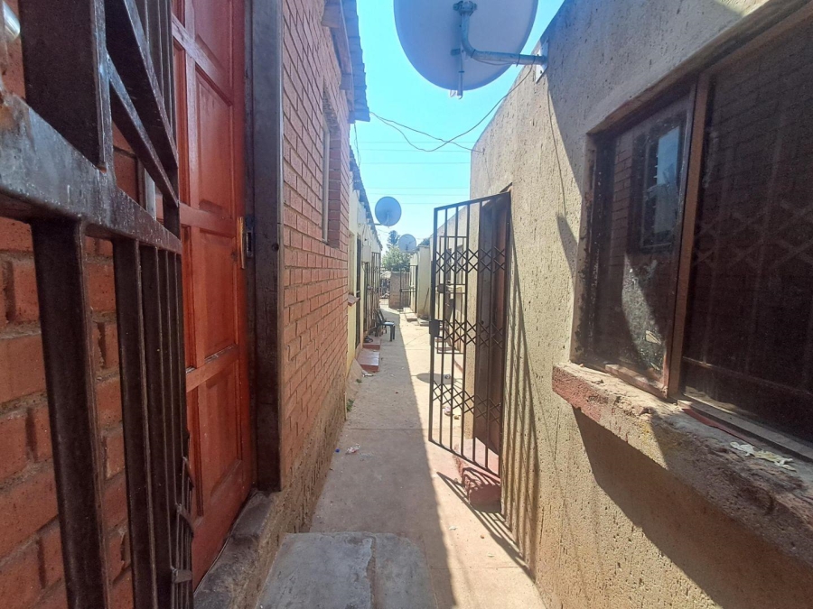10 Bedroom Property for Sale in Ivory Park Gauteng
