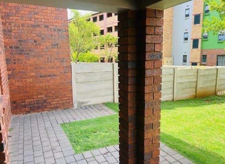 2 Bedroom Property for Sale in Montana Tuine Gauteng